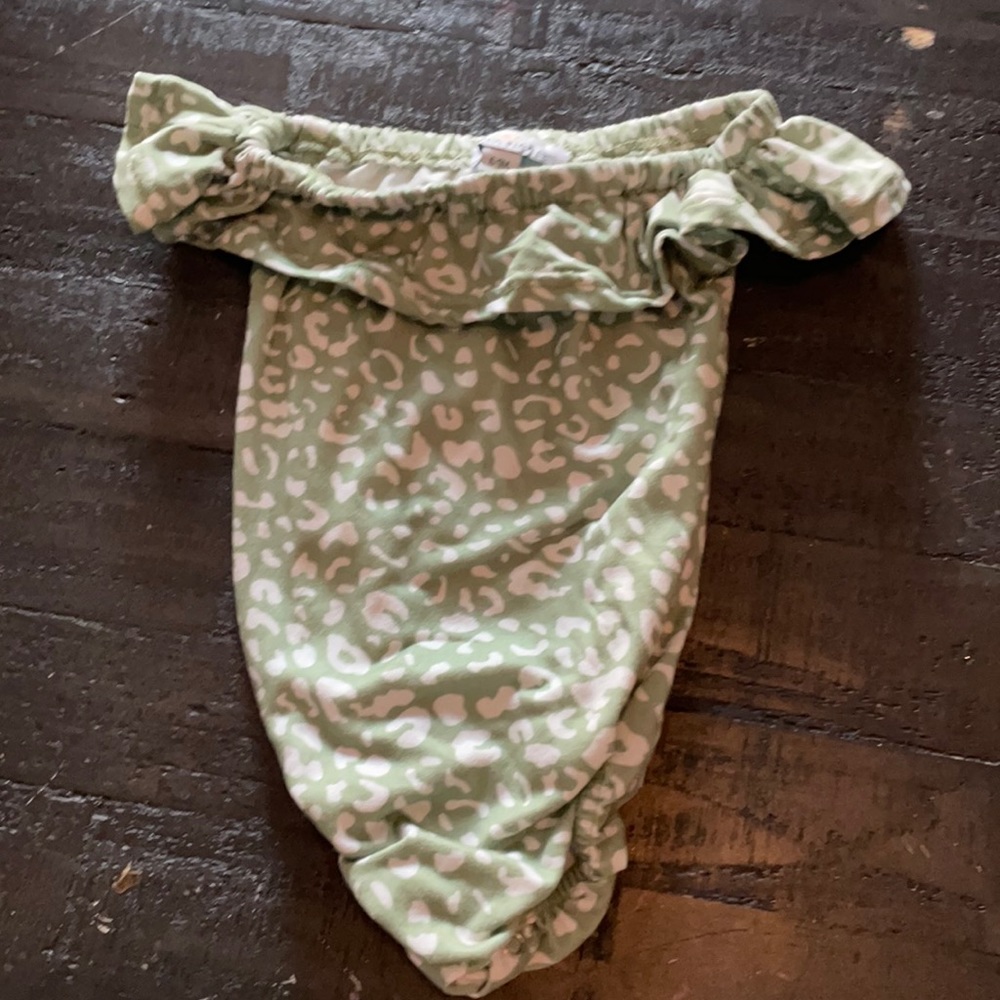 6-9 month flutter sleeve leo
